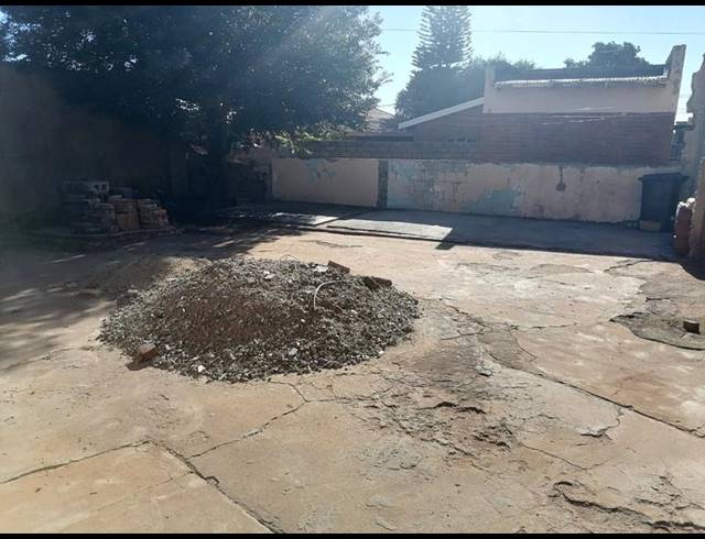 3 BEDROOM HOUSE FOR SALE IN DUBE